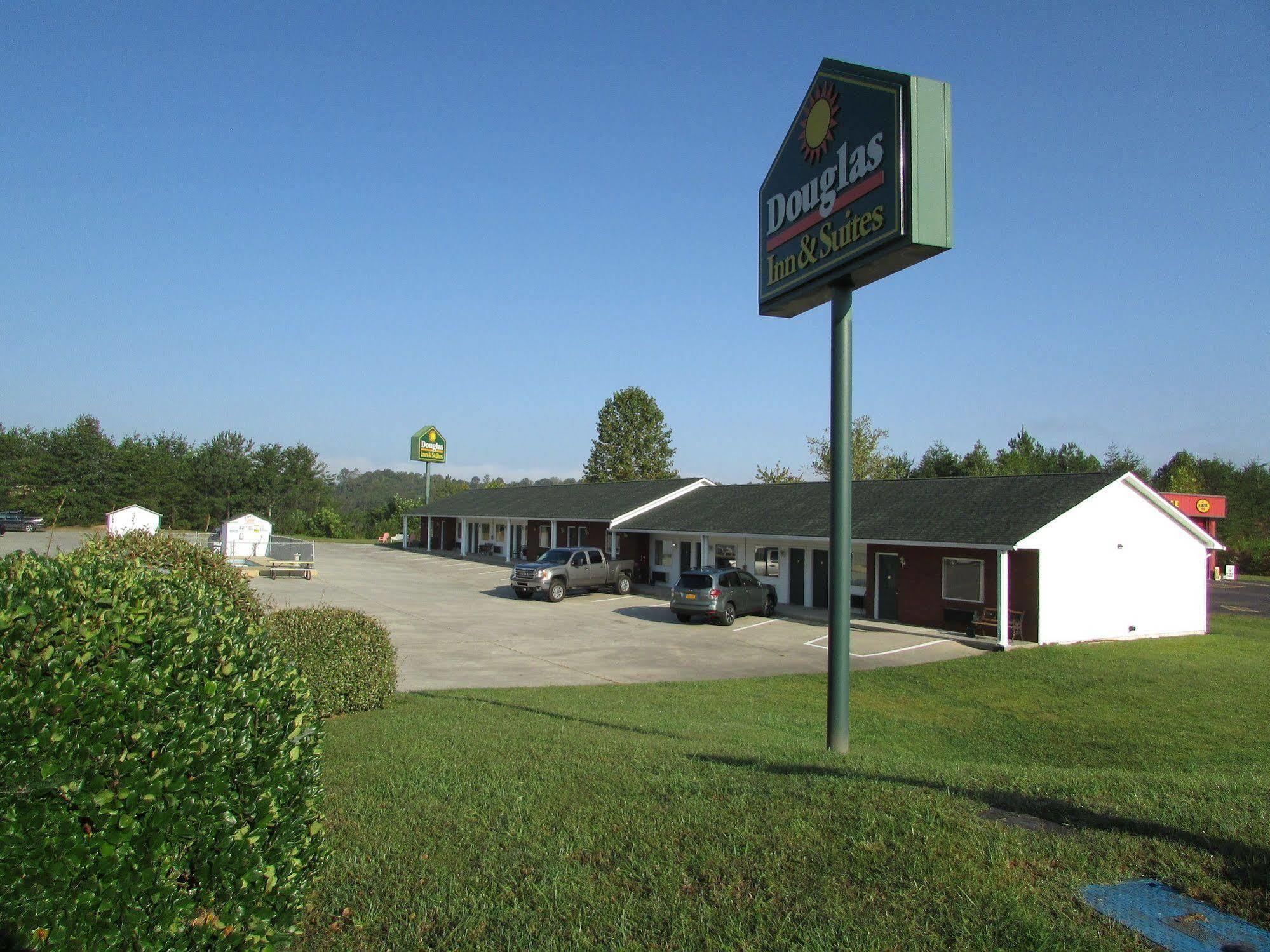 Douglas Inn & Suites, Blue Ridge, Ga Eksteriør billede