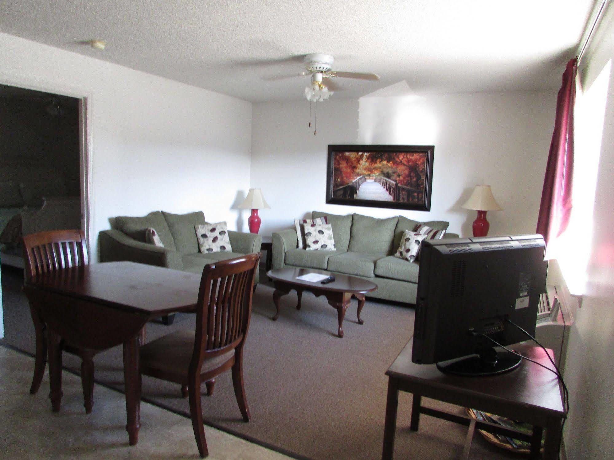 Douglas Inn & Suites, Blue Ridge, Ga Eksteriør billede